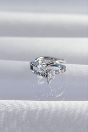 Pirinç Gümüş Renk Zirkon Taşlı Damla Earcuff Küpe Pirinç Gümüş Renk Zirkon Taşlı Damla Earcuff Küpe