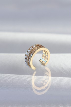 Pirinç Gold Renk İncili Baget Taşlı Earcuff Küpe Pirinç Gold Renk İncili Baget Taşlı Earcuff Küpe