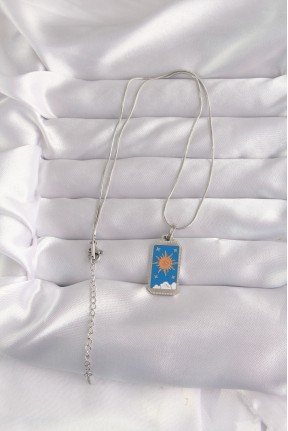 316l çelik Gümüş Renk Mavi Mineli Güneş Model Tarot Kolye 316l çelik Gümüş Renk Mavi Mineli Güneş Model Tarot Kolye