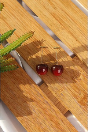 Gold Renk Kiraz Model Kadın Küpe Gold Renk Kiraz Model Kadın Küpe