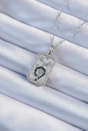 316l çelik Zincir Gümüş Renk Zirkon Taşlı Minimal Papatya Figürlü Tarot Kolye 316l çelik Zincir Gümüş Renk Zirkon Taşlı Minimal Papatya Figürlü Tarot Kolye