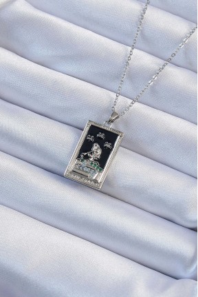 316l çelik Zincir Gümüş Renk Zirkon Taşlı Siyah Mineli Kız Figürlü Tarot Kolye 316l çelik Zincir Gümüş Renk Zirkon Taşlı Siyah Mineli Kız Figürlü Tarot Kolye
