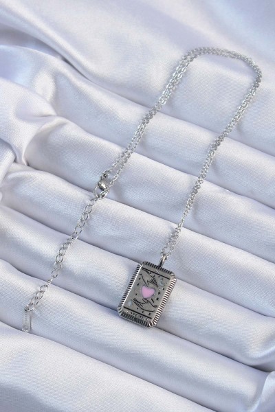 316l çelik Zincir Eskitme Gümüş Renk Pembe Mineli Kalp Figürlü Tarot Kolye 316l çelik Zincir Eskitme Gümüş Renk Pembe Mineli Kalp Figürlü Tarot Kolye