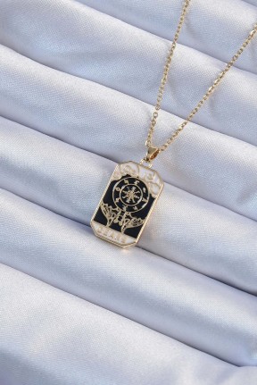 316l çelik Zincir Altın Renk İşlemeli Siyah Mineli Tarot Kolye 316l çelik Zincir Altın Renk İşlemeli Siyah Mineli Tarot Kolye