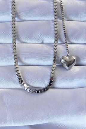 316l çelik Gümüş Renk Küp Zincirli Kalpli Kolye 316l çelik Gümüş Renk Küp Zincirli Kalpli Kolye