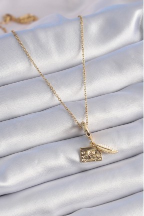 316l çelik Gold Renk Kalp Detay Mektup Figür Charm Model Kadın Kolye 316l çelik Gold Renk Kalp Detay Mektup Figür Charm Model Kadın Kolye