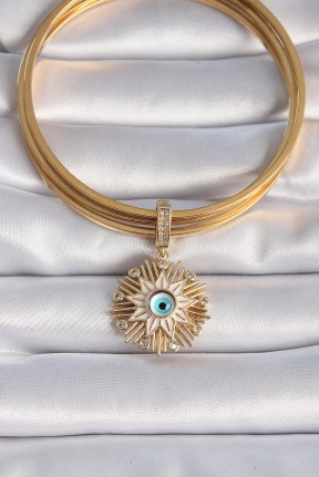 Pirinç Gold Renk Nazar Boncuklu Saçaklı Yıldız Figür Ajda Charm Pirinç Gold Renk Nazar Boncuklu Saçaklı Yıldız Figür Ajda Charm