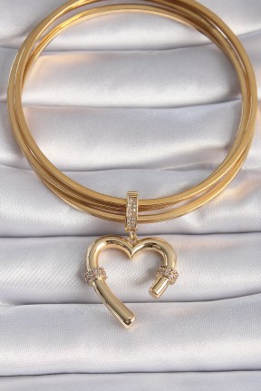 Pirinç Gold Renk Zirkon Taş Detaylı Kalp Figür Ajda Charm Pirinç Gold Renk Zirkon Taş Detaylı Kalp Figür Ajda Charm