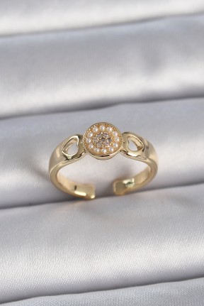 Pirinç Gold Renk Zirkon Taşlı İncili Kalp İşleme Detay Ayarlanabilir Kadın Yüzük Pirinç Gold Renk Zirkon Taşlı İncili Kalp İşleme Detay Ayarlanabilir Kadın Yüzük
