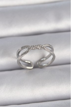 Pirinç Gümüş Renk Ayarlanabilir Zirkon Taşlı Sarmal Model Kadın Yüzük Pirinç Gümüş Renk Ayarlanabilir Zirkon Taşlı Sarmal Model Kadın Yüzük