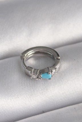 316l çelik Gümüş Renk Zirkon Taşlı Mavi Boncuk Detay Tragus Piercing 316l çelik Gümüş Renk Zirkon Taşlı Mavi Boncuk Detay Tragus Piercing