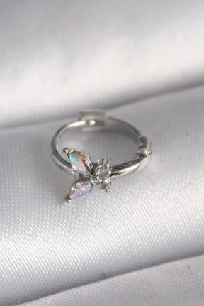 316l çelik Gümüş Renk Zirkon Taşlı Kelebek Model Tragus Piercing 316l çelik Gümüş Renk Zirkon Taşlı Kelebek Model Tragus Piercing