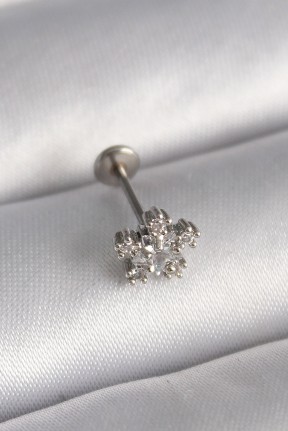 316l çelik Gümüş Renk Zirkon Taşlı Yıldız Model Tragus Piercing 316l çelik Gümüş Renk Zirkon Taşlı Yıldız Model Tragus Piercing
