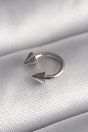 316l çelik Gümüş Renk Halka çivi Model Kadın Piercing 316l çelik Gümüş Renk Halka çivi Model Kadın Piercing