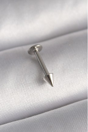 316l çelik Gümüş Renk çivi Model Piercing 316l çelik Gümüş Renk çivi Model Piercing