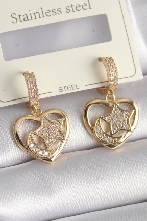 Pirinç Gold Renk Zirkon Taşlı Kalp Model Ay Yıldız İşleme Kadın Küpe Pirinç Gold Renk Zirkon Taşlı Kalp Model Ay Yıldız İşleme Kadın Küpe