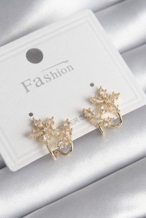 Pirinç Gold Renk Zirkon Taşlı çiçek Model Kadın Küpe Pirinç Gold Renk Zirkon Taşlı çiçek Model Kadın Küpe