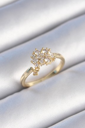Pirinç Gold Renk Zirkon Taşlı Kadın Yüzük Pirinç Gold Renk Zirkon Taşlı Kadın Yüzük