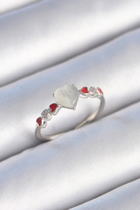 Pirinç Gümüş Renk Beyaz Mineli Kalp Model Zirkon Taş Detaylı Kadın Yüzük Pirinç Gümüş Renk Beyaz Mineli Kalp Model Zirkon Taş Detaylı Kadın Yüzük