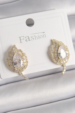 Pirinç Gold Renk Zirkon Taşlı Yaprak Model Kadın Küpe Pirinç Gold Renk Zirkon Taşlı Yaprak Model Kadın Küpe