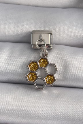 316l çelik Gümüş Renk Sallantı Simli Bal Beteği Model Nomination Charm 316l çelik Gümüş Renk Sallantı Simli Bal Beteği Model Nomination Charm