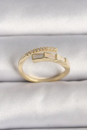 Pirinç Gold Renk Zirkon Taş Detaylı Yılan Model Ayarlanabilir Yüzük Pirinç Gold Renk Zirkon Taş Detaylı Yılan Model Ayarlanabilir Yüzük