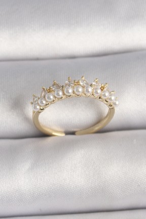 Pirinç Gold Renk Zirkon Taşlı İncili Taç Model Ayarlanabilir Kadın Yüzük Pirinç Gold Renk Zirkon Taşlı İncili Taç Model Ayarlanabilir Kadın Yüzük