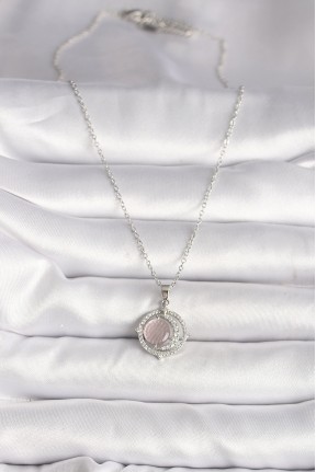 316l çelik Gümüş Renk Zirkon Taşlı Pembe Sedefli Hilal Model Kadın Kolye 316l çelik Gümüş Renk Zirkon Taşlı Pembe Sedefli Hilal Model Kadın Kolye