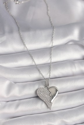 316l çelik Gümüş Renk Zincir Zirkon Taşlı Kırık Kalp Model Kadın Kolye 316l çelik Gümüş Renk Zincir Zirkon Taşlı Kırık Kalp Model Kadın Kolye