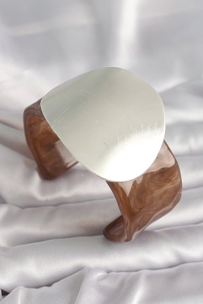 Kahverengi Mermer Desen Akrilik Plastik Gümüş Plaka Model Vintage Kadın Bilezik Kahverengi Mermer Desen Akrilik Plastik Gümüş Plaka Model Vintage Kadın Bilezik