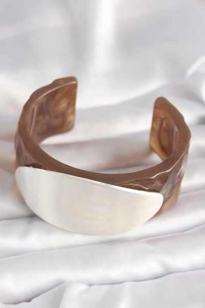 Kahverengi Mermer Desen Akrilik Plastik Gümüş Oval Plaka Model Vintage Kadın Bilezik Kahverengi Mermer Desen Akrilik Plastik Gümüş Oval Plaka Model Vintage Kadın Bilezik