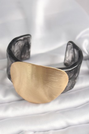 Siyah Mermer Desen Akrilik Plastik Gold Daire Plaka Model Vintage Kadın Bilezik Siyah Mermer Desen Akrilik Plastik Gold Daire Plaka Model Vintage Kadın Bilezik