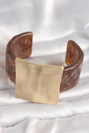 Kahverengi Mermer Desen Akrilik Plastik Gold Kare Plaka Model Vintage Kadın Bilezik Kahverengi Mermer Desen Akrilik Plastik Gold Kare Plaka Model Vintage Kadın Bilezik
