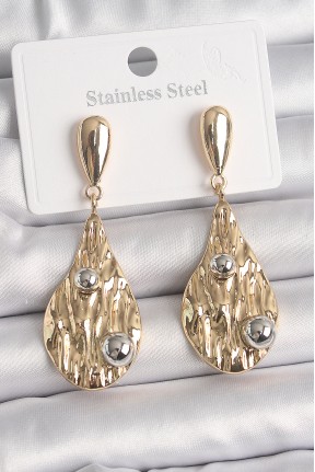 Pirinç Gold Renk Sallantı Damla Model Gümüş Top Detay Kadın Küpe Pirinç Gold Renk Sallantı Damla Model Gümüş Top Detay Kadın Küpe