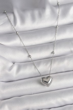 316l çelik Gümüş Renk Topçuk Detay Zincir Kalp Model Kadın Kolye