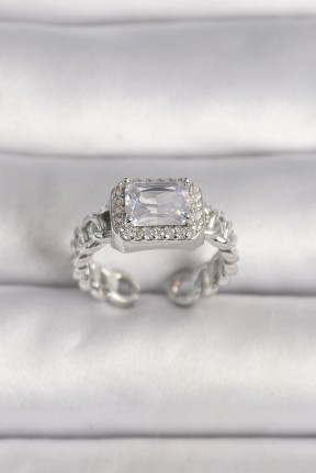 Pirinç Gümüş Renk Ayarlanabilir Zincir Kare Zirkon Taşlı Kadın Yüzük Pirinç Gümüş Renk Ayarlanabilir Zincir Kare Zirkon Taşlı Kadın Yüzük