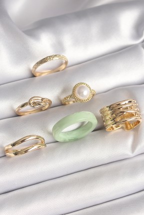 Pirinç Gold Renk Düğüm Model İncili İşlemeli Plaka Model 6'lı Kadın Yüzük Seti Pirinç Gold Renk Düğüm Model İncili İşlemeli Plaka Model 6'lı Kadın Yüzük Seti