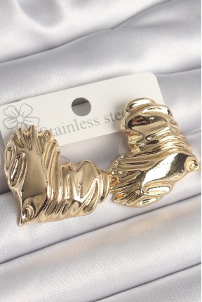 Pirinç Gold Renk İşlemeli Kalp Model Kadın Küpe Pirinç Gold Renk İşlemeli Kalp Model Kadın Küpe
