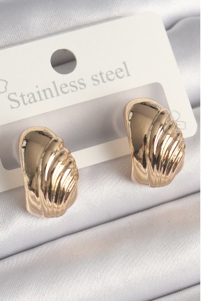 Pirinç Gold Renk İşleme Detaylı Yarım Halka Model Kadın Küpe Pirinç Gold Renk İşleme Detaylı Yarım Halka Model Kadın Küpe