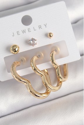 Pirinç Gold Renk Kalp Model Zirkon Taşlı Topçuk Detay Kadın Küpe Seti Pirinç Gold Renk Kalp Model Zirkon Taşlı Topçuk Detay Kadın Küpe Seti