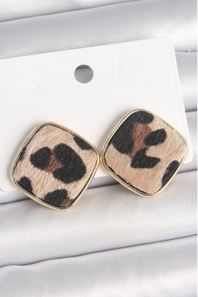 Pirinç Gold Renk Kare Leopar Model Kadın Küpe Pirinç Gold Renk Kare Leopar Model Kadın Küpe