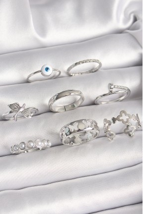 Pirinç Gümüş Renk Nazar Boncuk Detay İncili Kelebek İşlemeli Kadın Yüzük Kombini Pirinç Gümüş Renk Nazar Boncuk Detay İncili Kelebek İşlemeli Kadın Yüzük Kombini