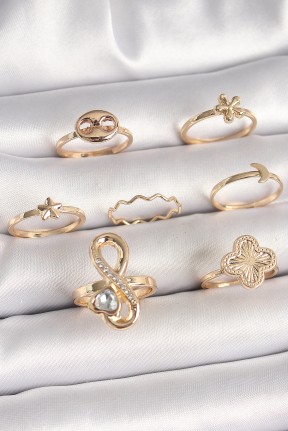 Pirinç Gold Renk Zirkon Taşlı Sonsuzluk Figür Yıldız Detay Kadın Yüzük Kombini Pirinç Gold Renk Zirkon Taşlı Sonsuzluk Figür Yıldız Detay Kadın Yüzük Kombini