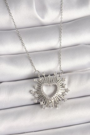 316l çelik Gümüş Renk Zirkon Taşlı Kalp Model Kadın Kolye 316l çelik Gümüş Renk Zirkon Taşlı Kalp Model Kadın Kolye