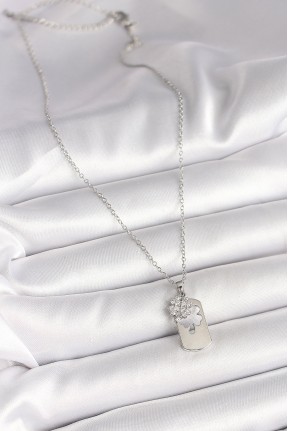 316l çelik Gümüş Renk Zincir Zirkon Taşlı Yonca Model Kadın Kolye 316l çelik Gümüş Renk Zincir Zirkon Taşlı Yonca Model Kadın Kolye