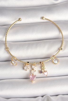Pirinç Gold Renk Sallantı Zirkon Taşlı Kalp Figür Pembe Kalp Detay Charm Kadın Bileklik Pirinç Gold Renk Sallantı Zirkon Taşlı Kalp Figür Pembe Kalp Detay Charm Kadın Bileklik