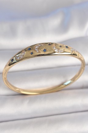 Pirinç Gold Renk Zirkon Taşlı Hilal İşleme Mavi Taşlı Yıldız Detay Kadın Kelepçe Pirinç Gold Renk Zirkon Taşlı Hilal İşleme Mavi Taşlı Yıldız Detay Kadın Kelepçe