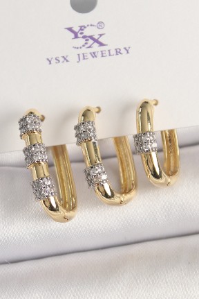 Pirinç Gold Renk 3'lü Halka Model Gümüş Zirkon Taş Detaylı Kadın Kombin Küpe Pirinç Gold Renk 3'lü Halka Model Gümüş Zirkon Taş Detaylı Kadın Kombin Küpe