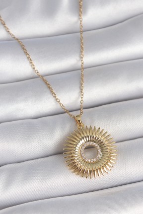 316l çelik Gold Renk Zincir Zirkon Taşlı Nova Yıldız Model Kadın Kolye 316l çelik Gold Renk Zincir Zirkon Taşlı Nova Yıldız Model Kadın Kolye