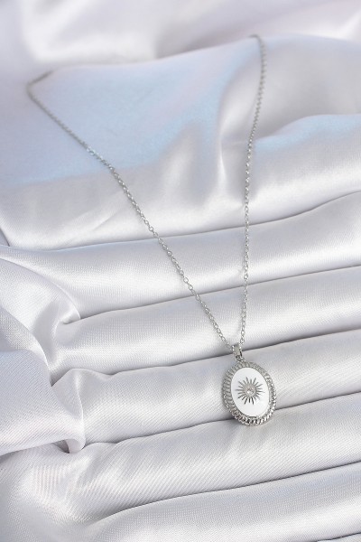 316l çelik Gümüş Renk Beyaz Mineli Güneş İşlemeli Nazar Boncuk Detay Madalyon Model Kadın Kolye 316l çelik Gümüş Renk Beyaz Mineli Güneş İşlemeli Nazar Boncuk Detay Madalyon Model Kadın Kolye